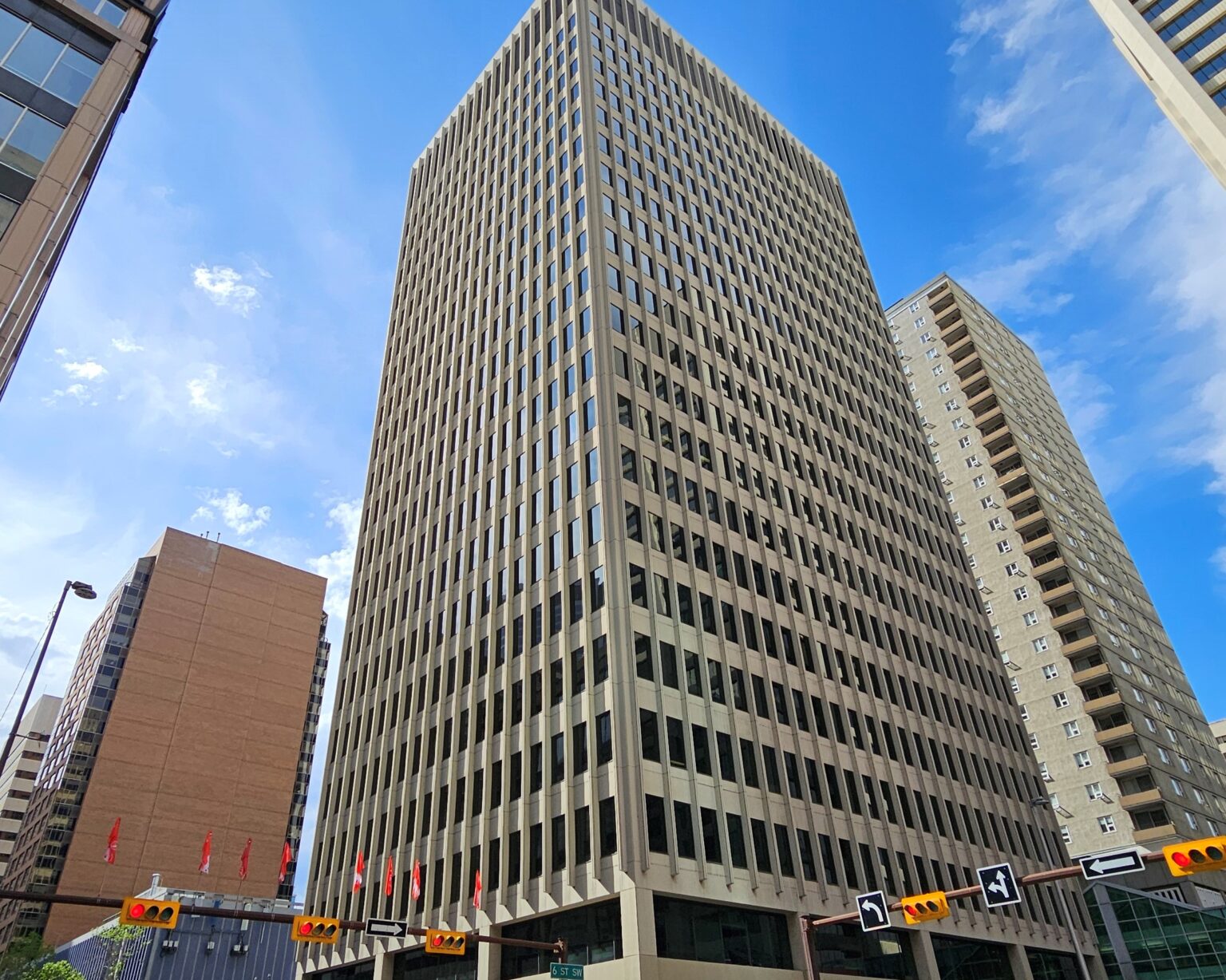 700 Sixth Avenue - realpropertieslimited.com